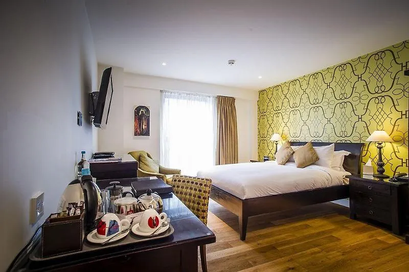 Marwell Hotel Winchester South 3*,